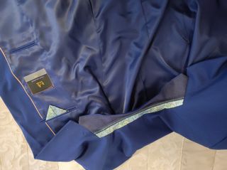 TRAJE