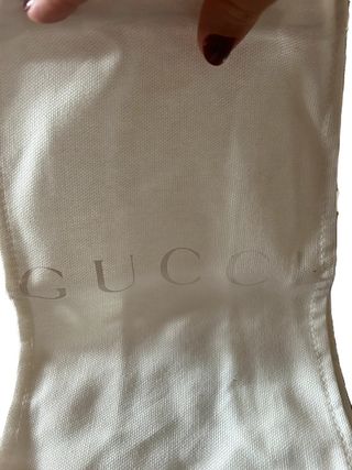 mini totebag Gucci bianca, logo tono su tono
