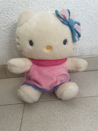 Muñeca Hello kitty grande