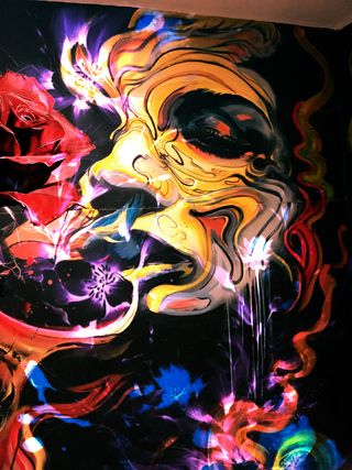 PINTOR mural GRAFFITI fachada ESCAPARATISTA cartel