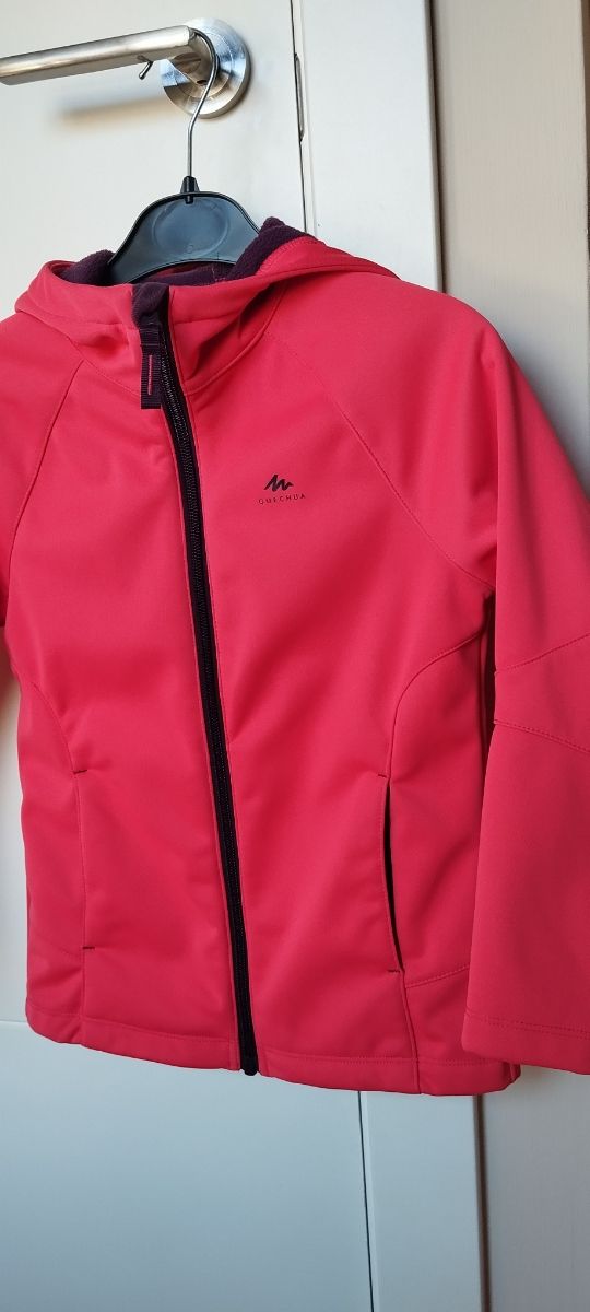 CHAQUETA DE MONTAÑA-DEPORTIVA