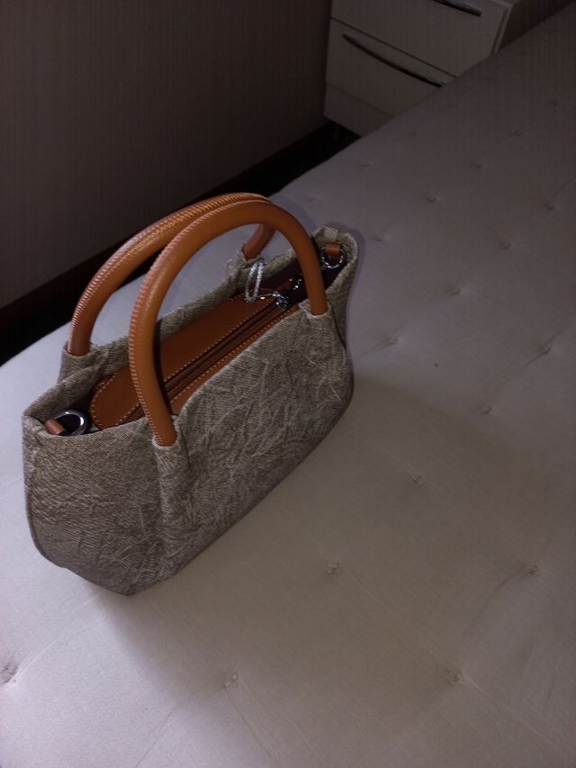 Bolso informal sin estrenar