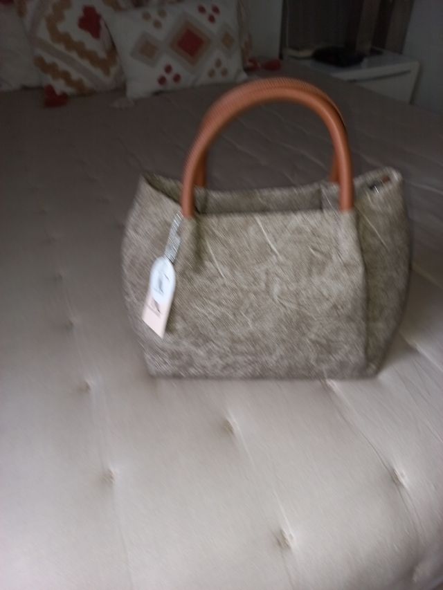 Bolso informal sin estrenar