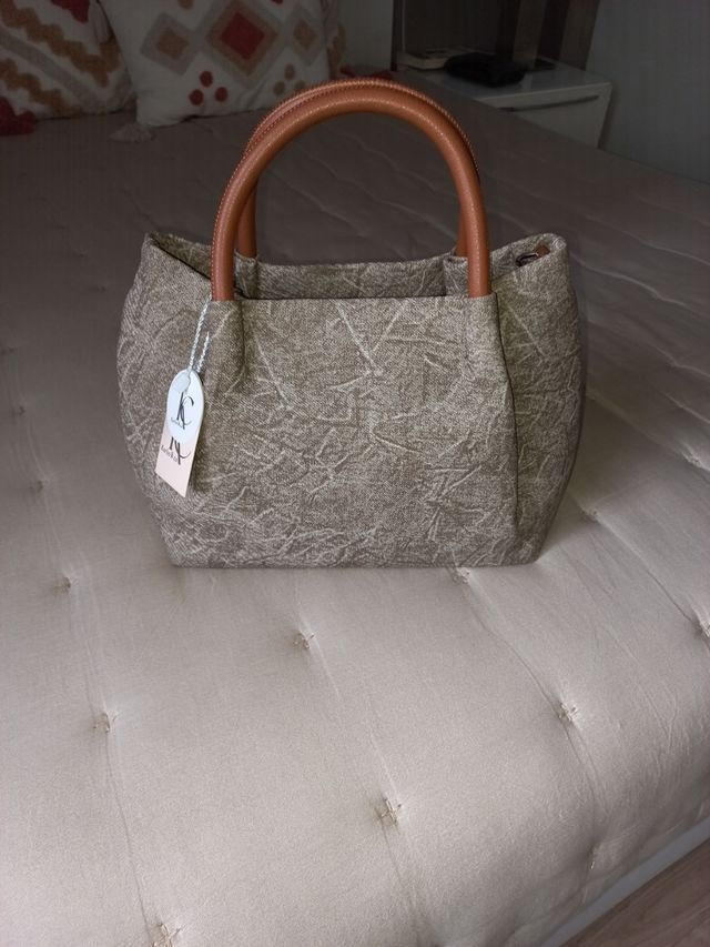 Bolso informal sin estrenar