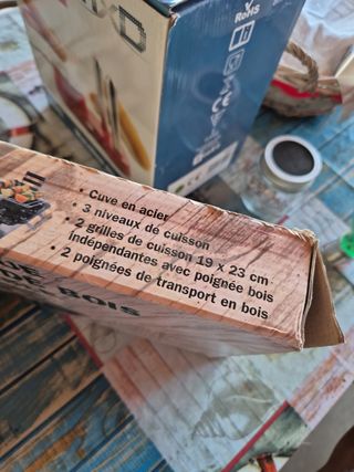 Barbecue portatile a carbonella