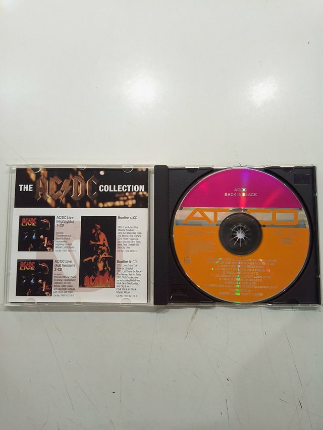 AC/DC cd's