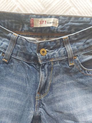 Pantalón vaquero levis