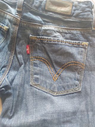 Pantalón vaquero levis