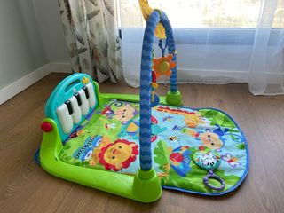 Gimnasio piano bebes fisher price