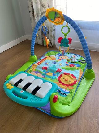 Gimnasio piano bebes fisher price