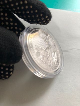 Moneda una onza de plata, Britannia (Reino Unido)
