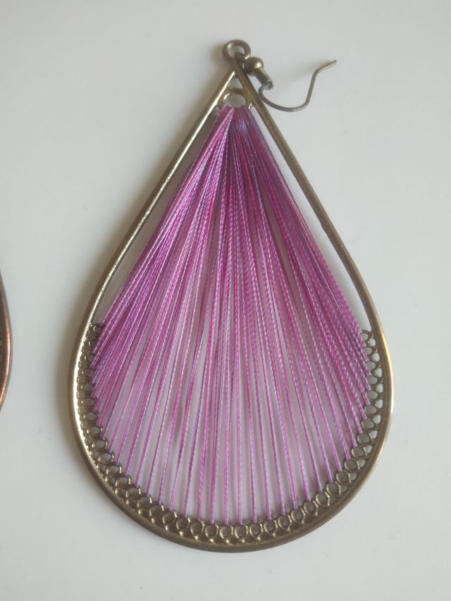 Orecchini a goccia colore viola