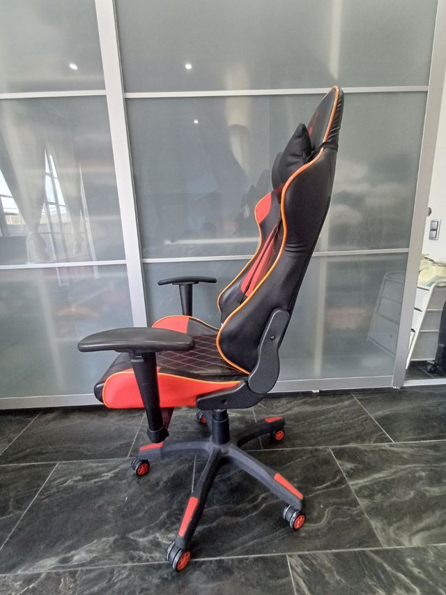 Silla Gamer stinger pro LED ergonómica