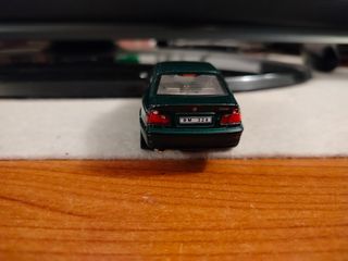 BMW 328i 1:43