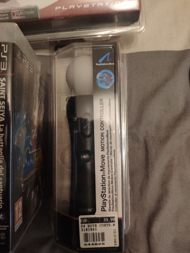 Playstation 3 Superslim 12GB bundle