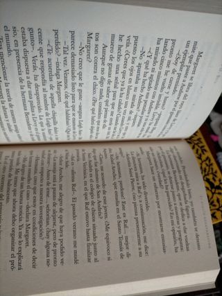 El violín desaparecido: El club de las chaquetas rojas. Vol 2 (El club de las chaquetas rojas / The Red Blazer Girls, 2) (Spanish Edition)