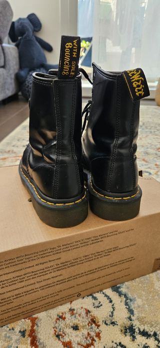 Scarpe Dr. Martens 1460 donna
