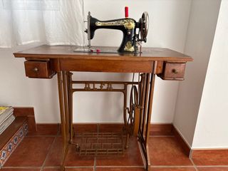 Maquina de coser vintage