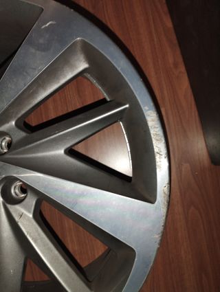 Llanta 18" SEAT