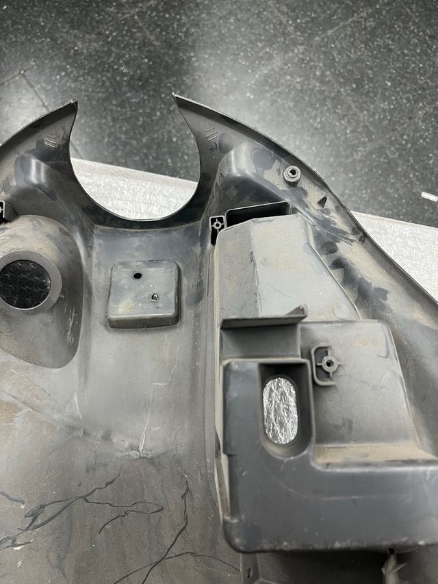 Contraescudo Honda Dylan 125