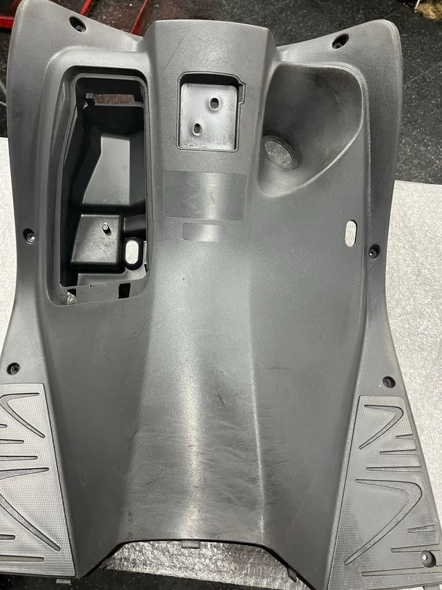 Contraescudo Honda Dylan 125