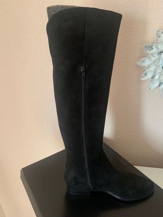 Botas altas de piel a estrenar