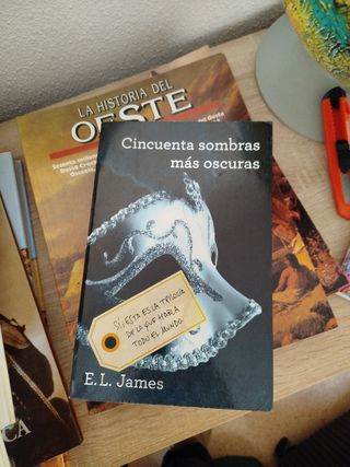 Cincuenta sombras más oscuras (Cincuenta sombras 2) (Spanish Edition)