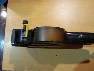 Etiquetadora de precios y precintadora de bolsas