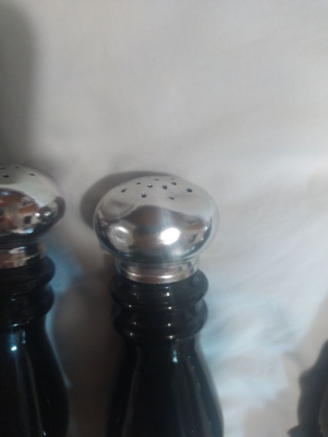 Salseros pimenteros Avon