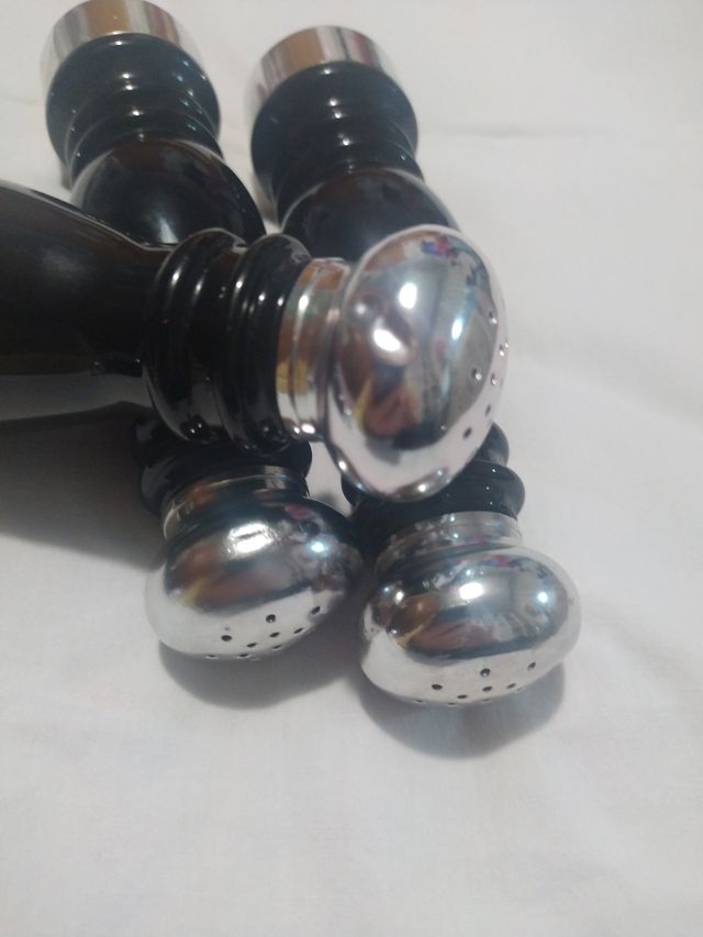 Salseros pimenteros Avon