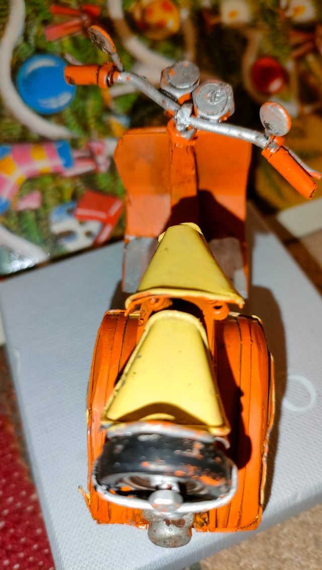 Modellino d'arredo vintage Vespa 