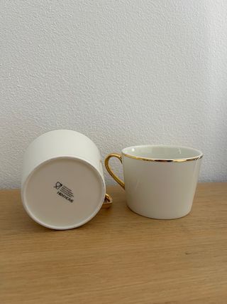Coppia di tazze bianco e oro