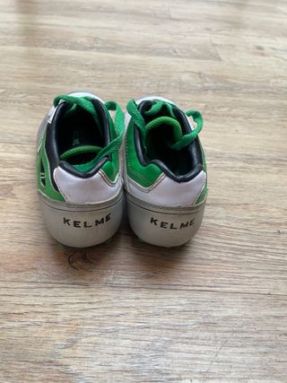 Zapatillas KELME futbol hierba