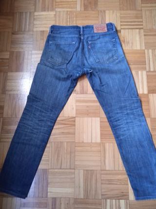 PANTALÓN LEVIS MODELO 508 ROTOS