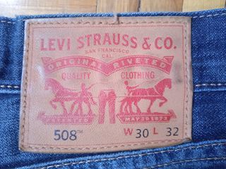 PANTALÓN LEVIS MODELO 508 ROTOS
