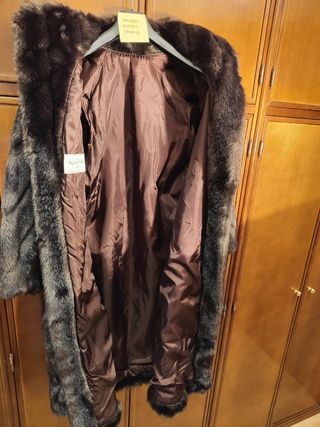 Abrigo visón sintetico