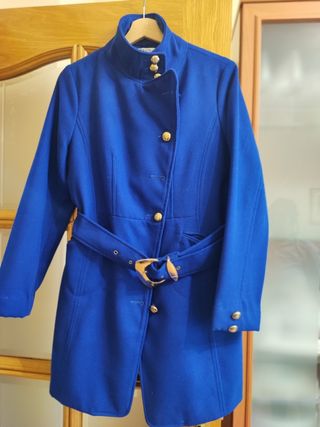 Abrigo Militar Azul Eléctrico de ANANY 