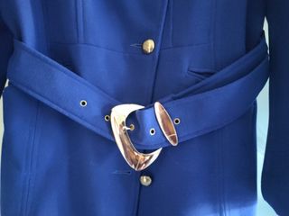 Abrigo Militar Azul Eléctrico de ANANY 