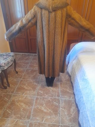 Abrigo piel n.u.t.r.i.a.