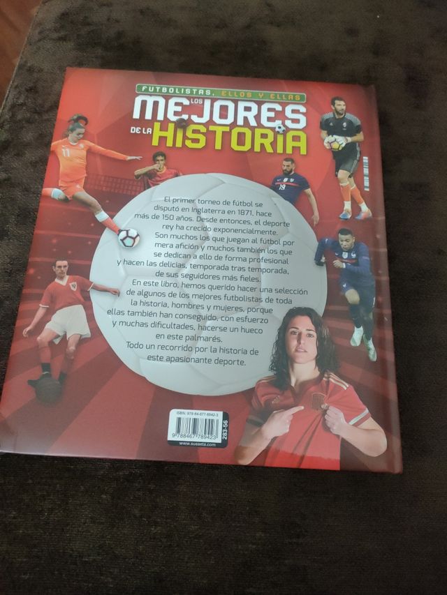 Futbolistas, ellos y ellas, los mejores de la historia