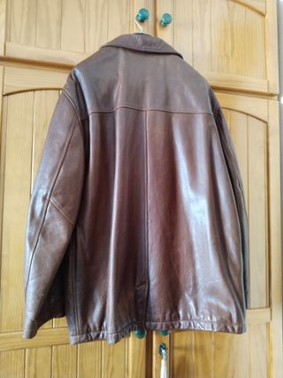 Chaqueta caballero en piel