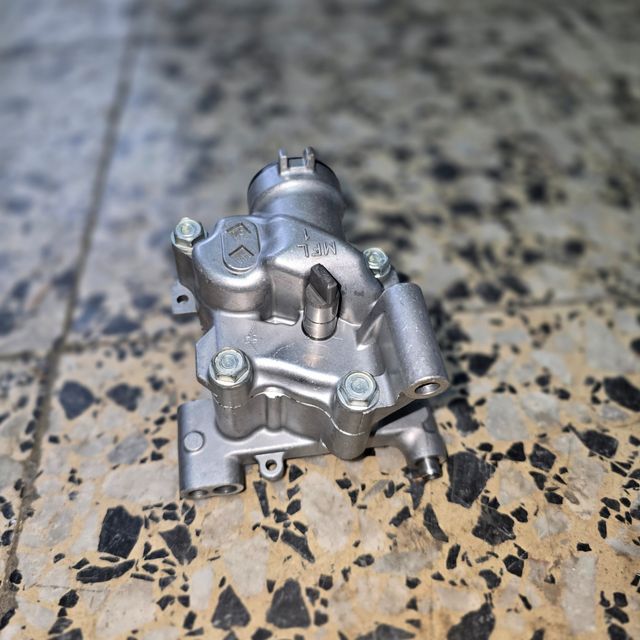 Bomba aceite CBR1000RR