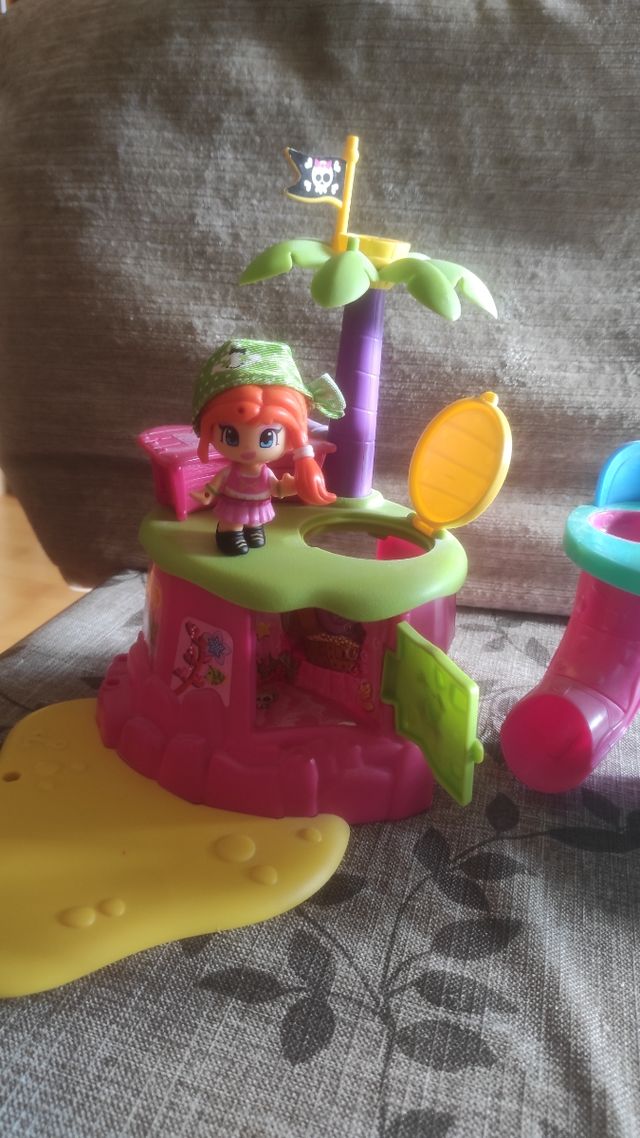 Isla de sirenas y piratas de Pim y pom