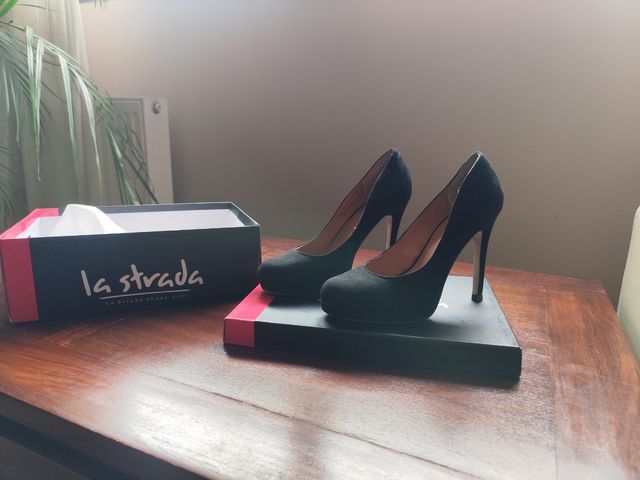 Zapatos negros tacón La Strada