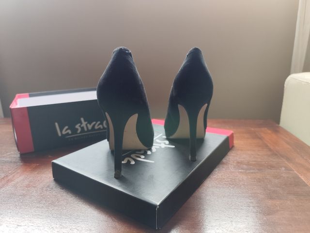 Zapatos negros tacón La Strada