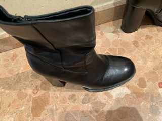 Botines piel negros