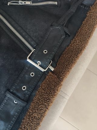 Cazadora biker borrego ZARA