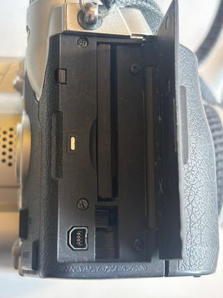 Cámara Minolta Dimage 7