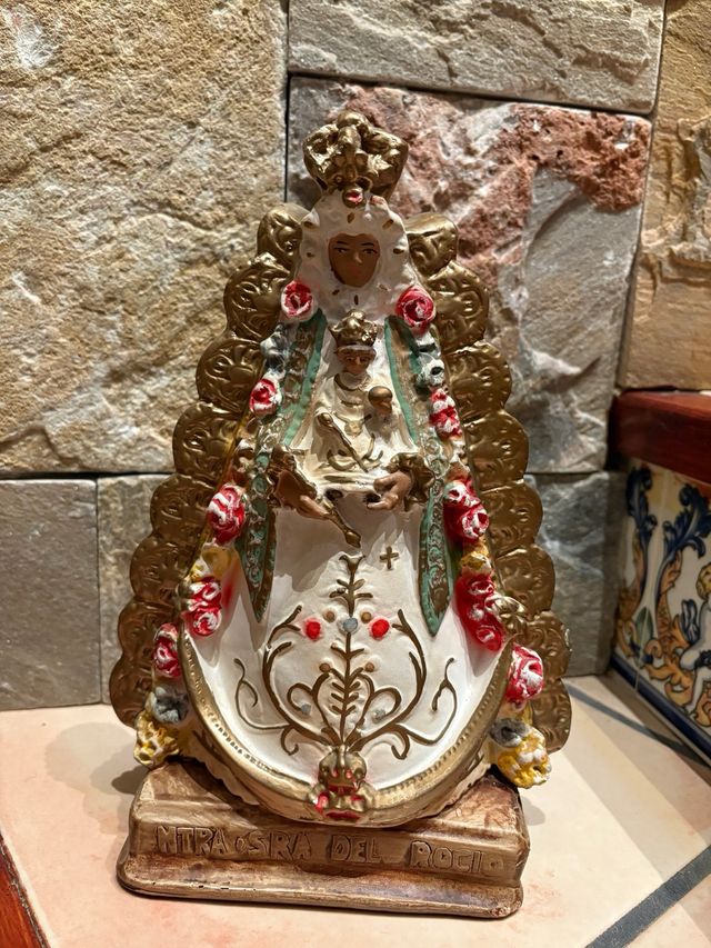 Imagen  nuestra  señora  del  rocio  antigua