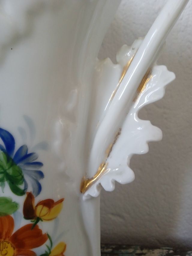 Jarrón isabelino ,o viejo Paris.